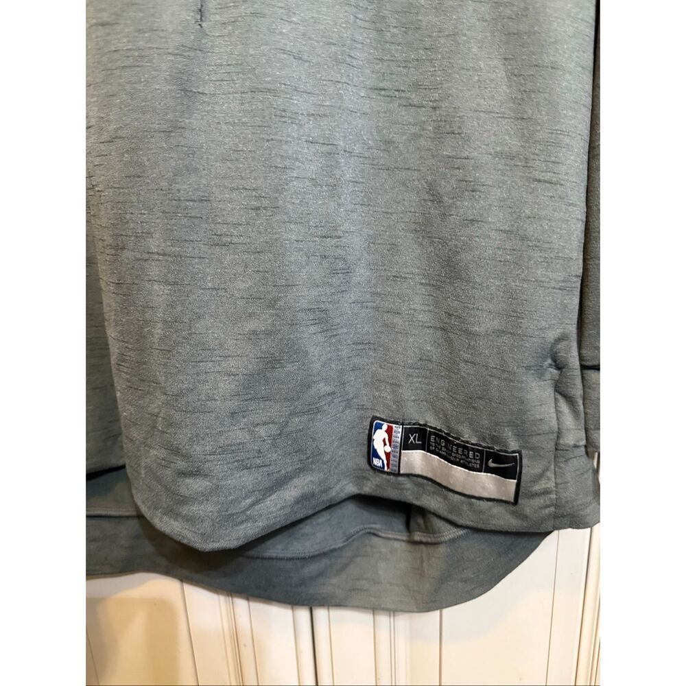 Nike Men's Minnesota Timberwolves Team Issued Dri-Fit Hoodie Heather Gray Sz XL